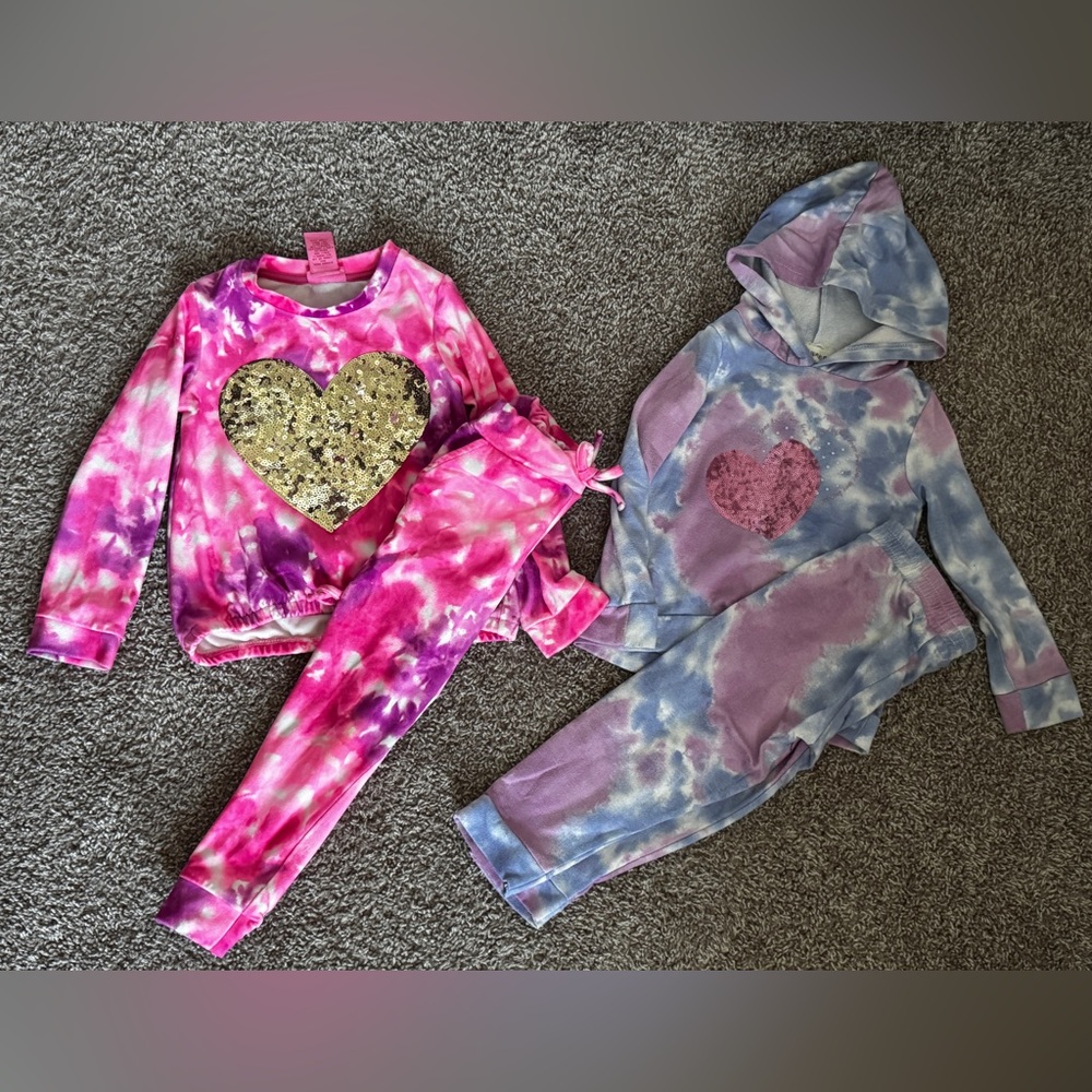 Bundle of girls sweatsuits
